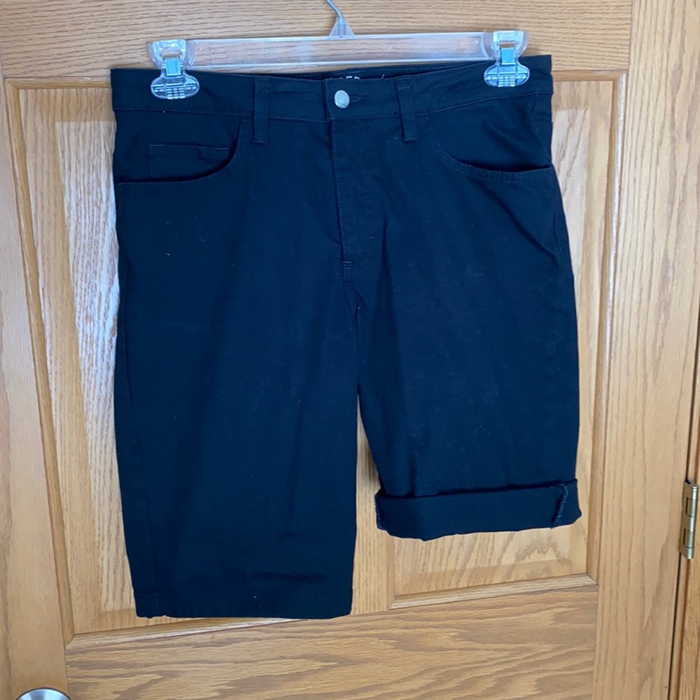 Riders by Lee mid rise Bermuda black shorts.